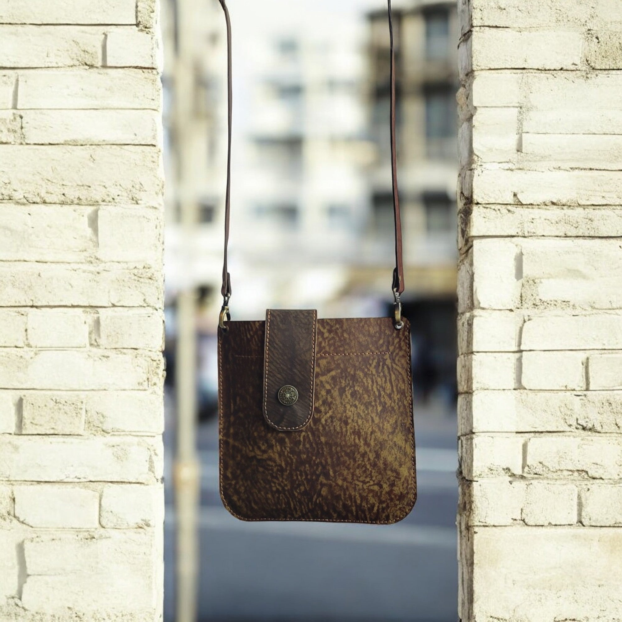 Sac en cuir beige, collection Timber C3