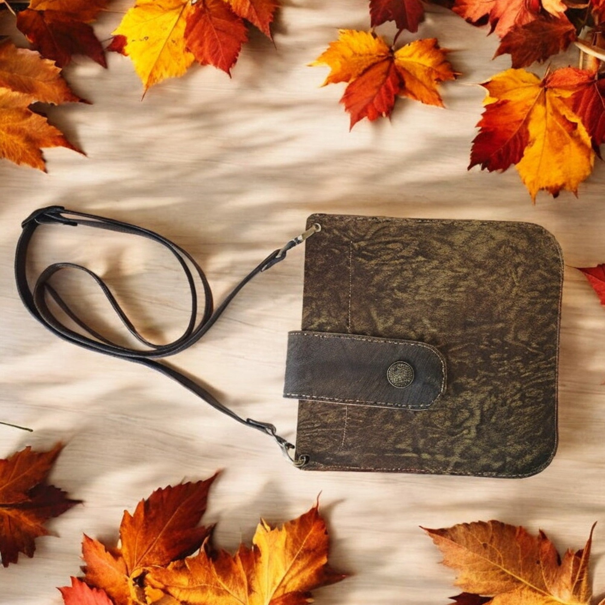 Sac en cuir beige, collection Timber C3