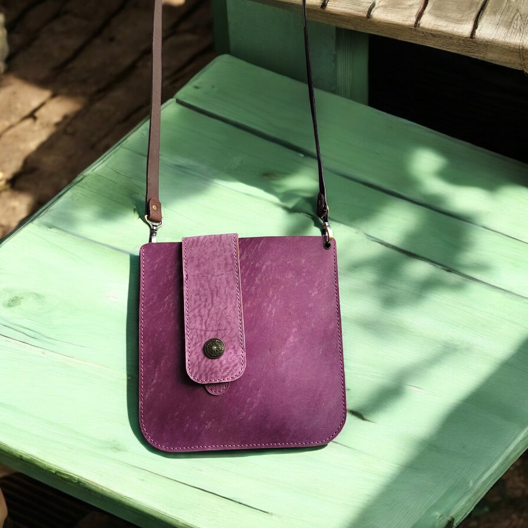 Leather Shoulder Bag | Timber | C2