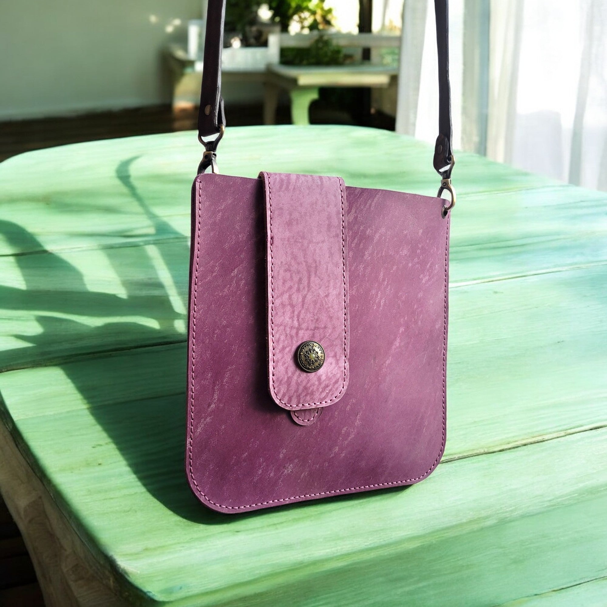 Leather Shoulder Bag | Timber | C2