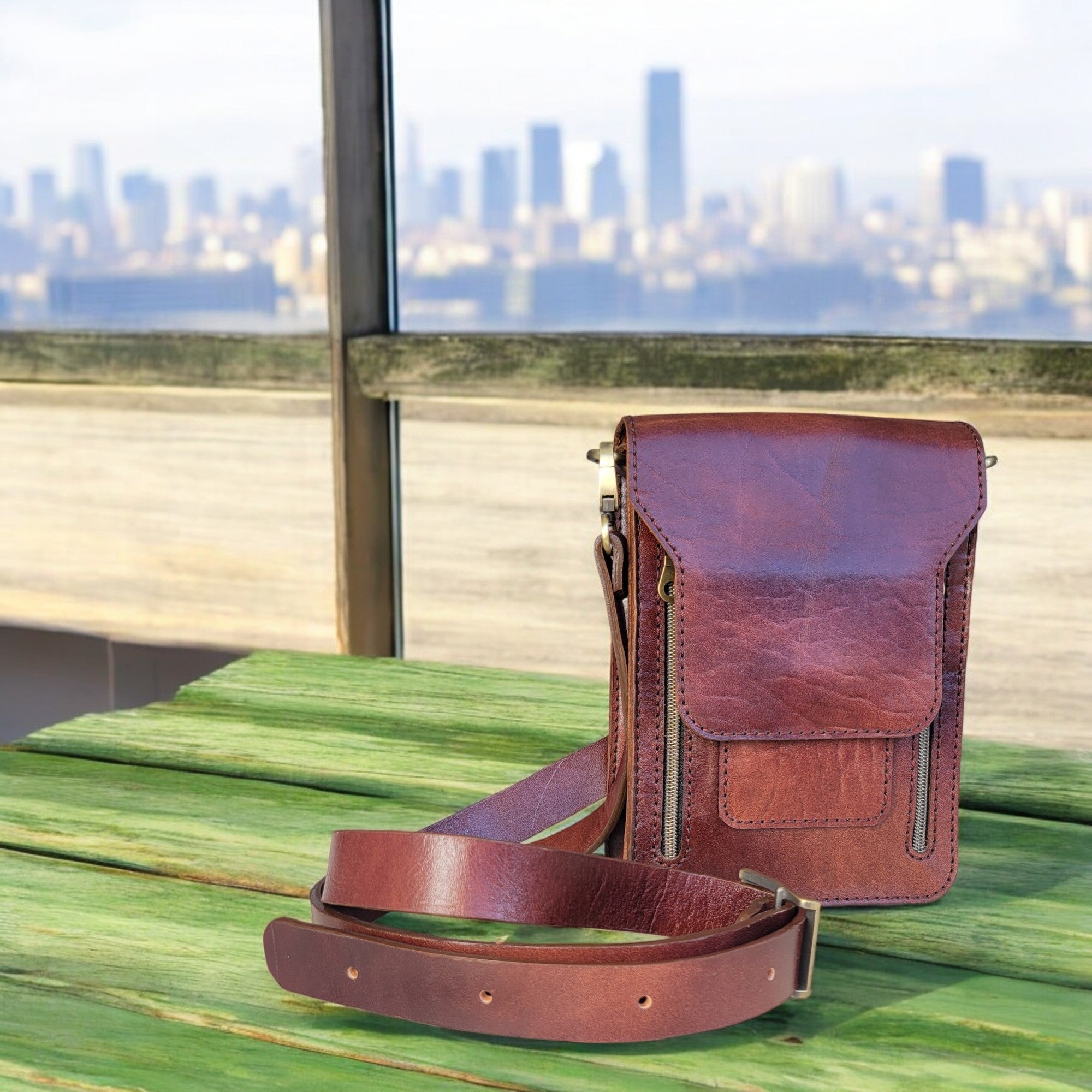 Leather Crossbody Bag | Élan | M2