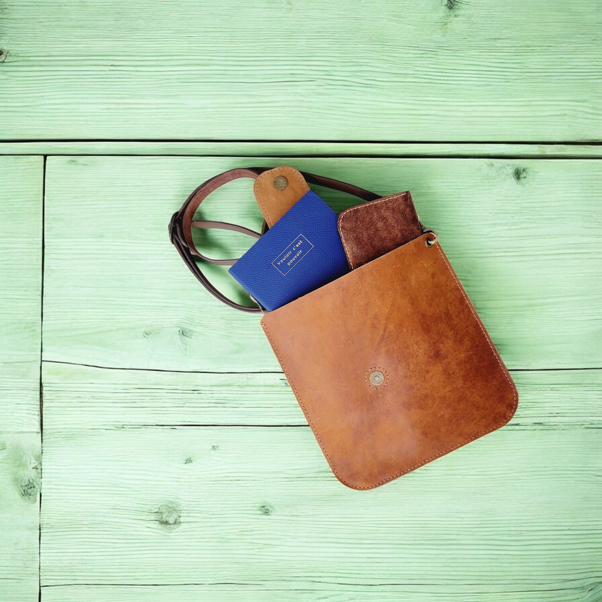 Leather Shoulder Bags | Timber | C1