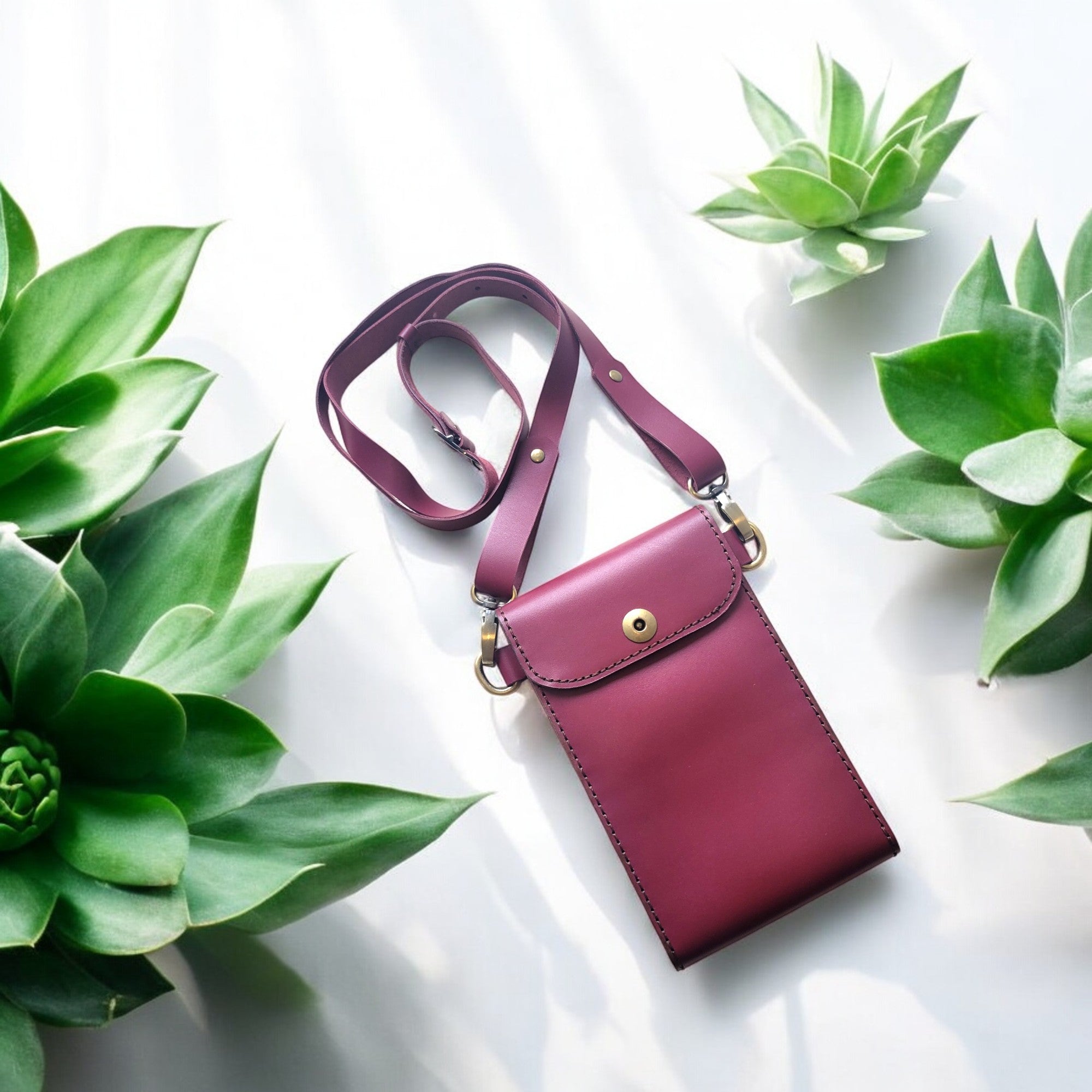 Premium full‑grain leather made to elevate everyday outfits