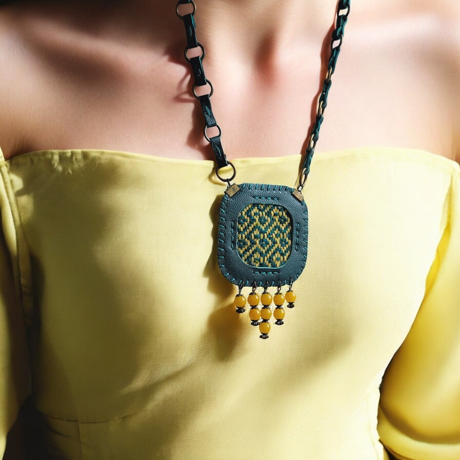 Leather Necklace | Velora | C9
