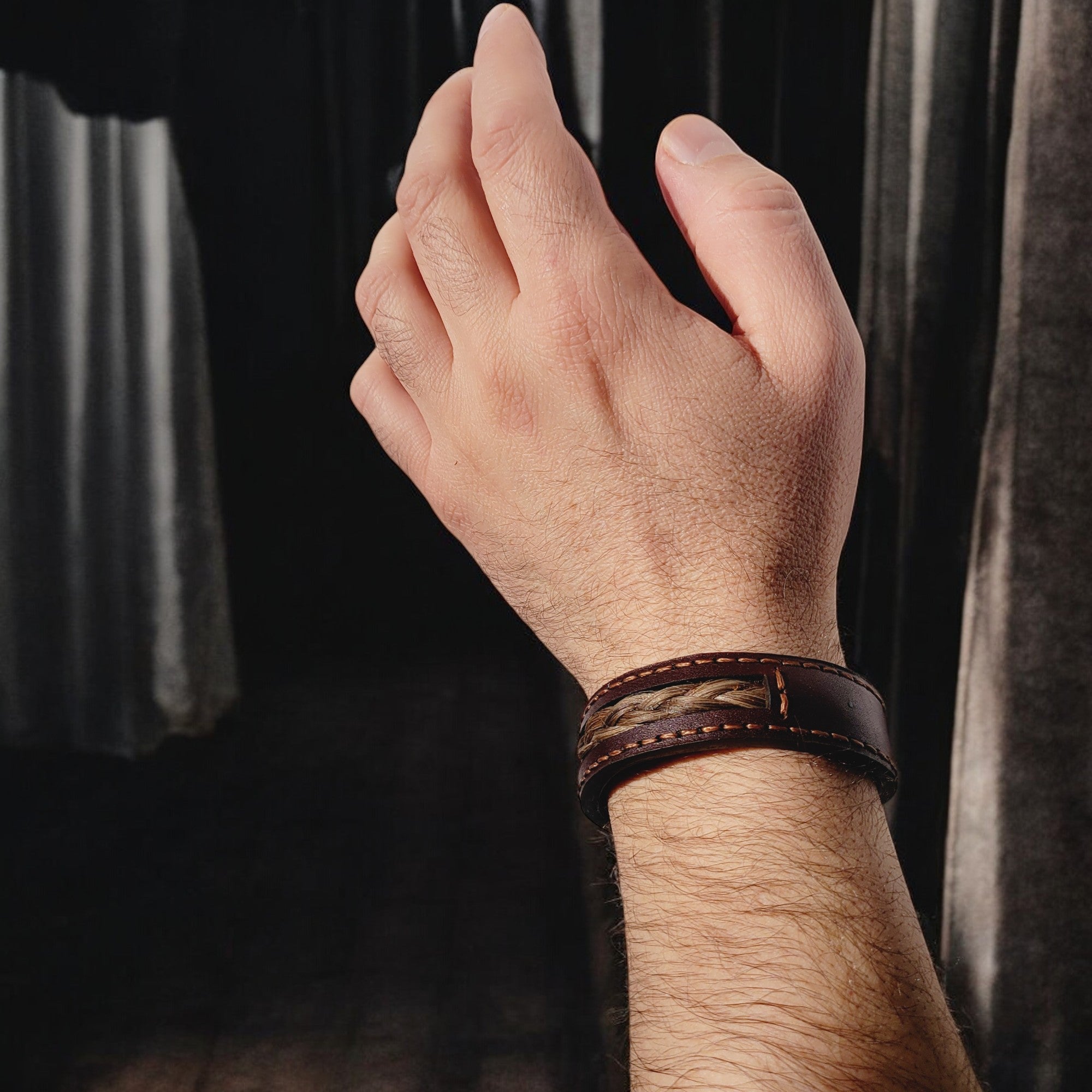 Unique Bracelate | Lifebraid | V1