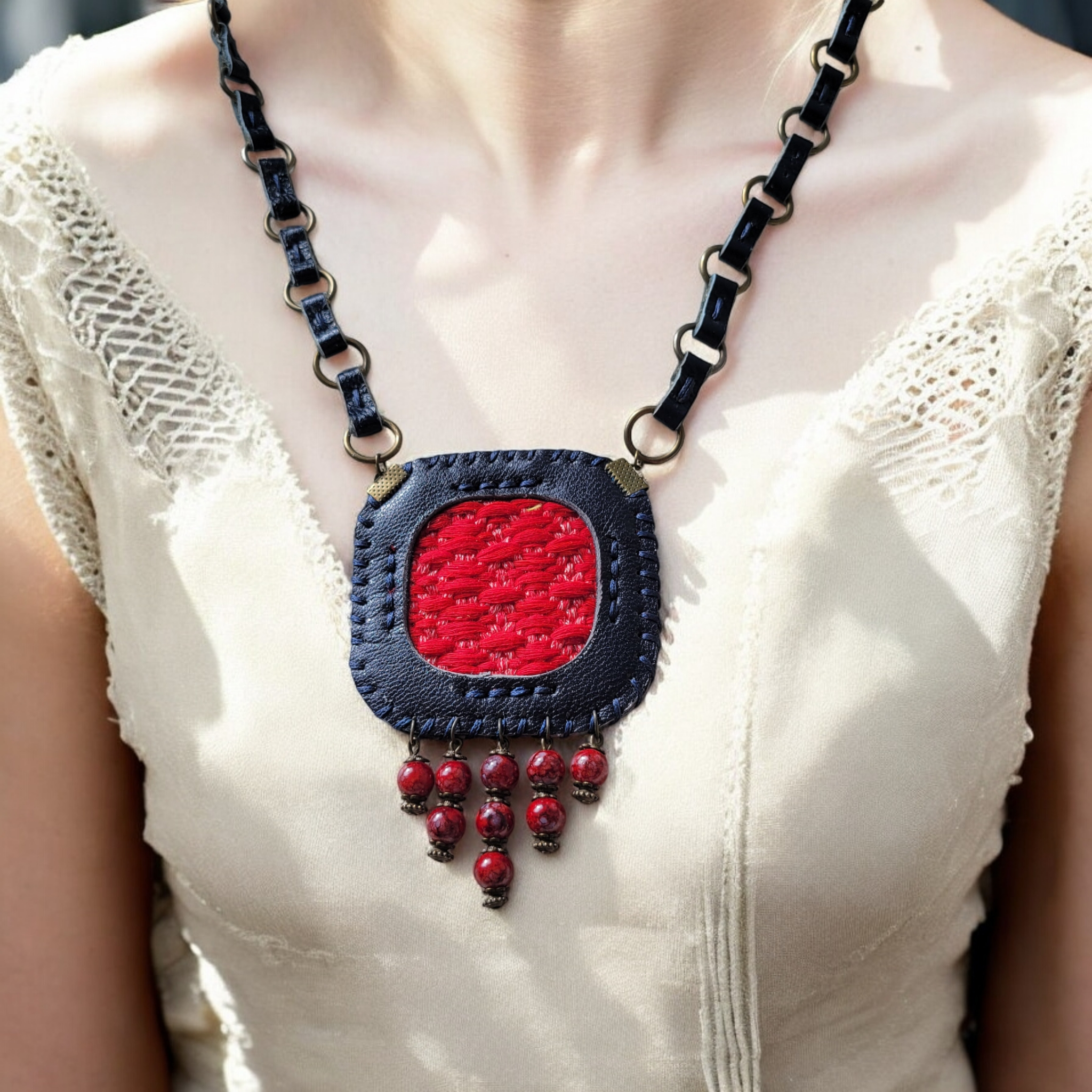 Leather & Textile Necklace Velora C2