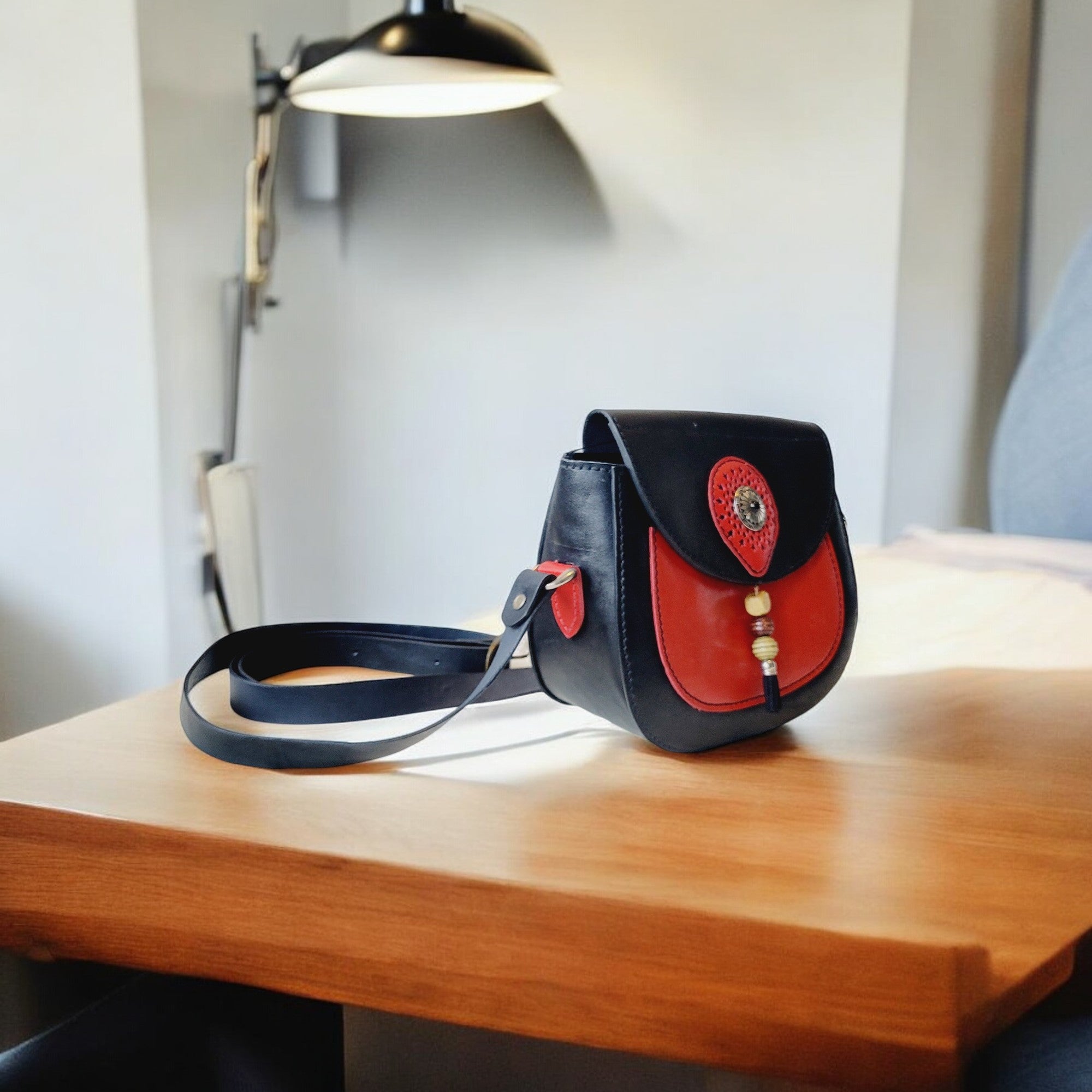 Shoulder Bag | Elegant Carry | C2