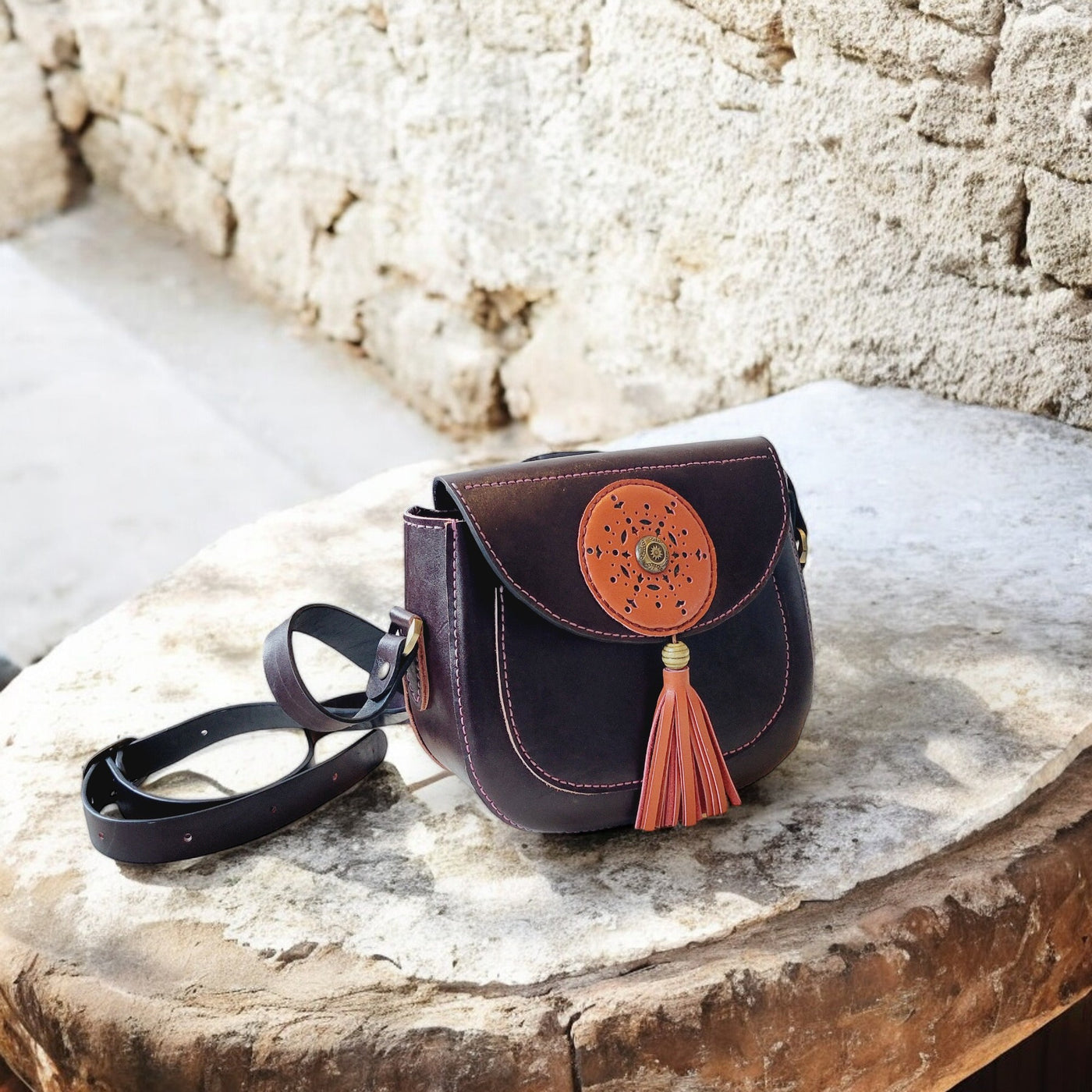 Handmade Leather Shoulder Bag Elegant Carry Collection Hagor