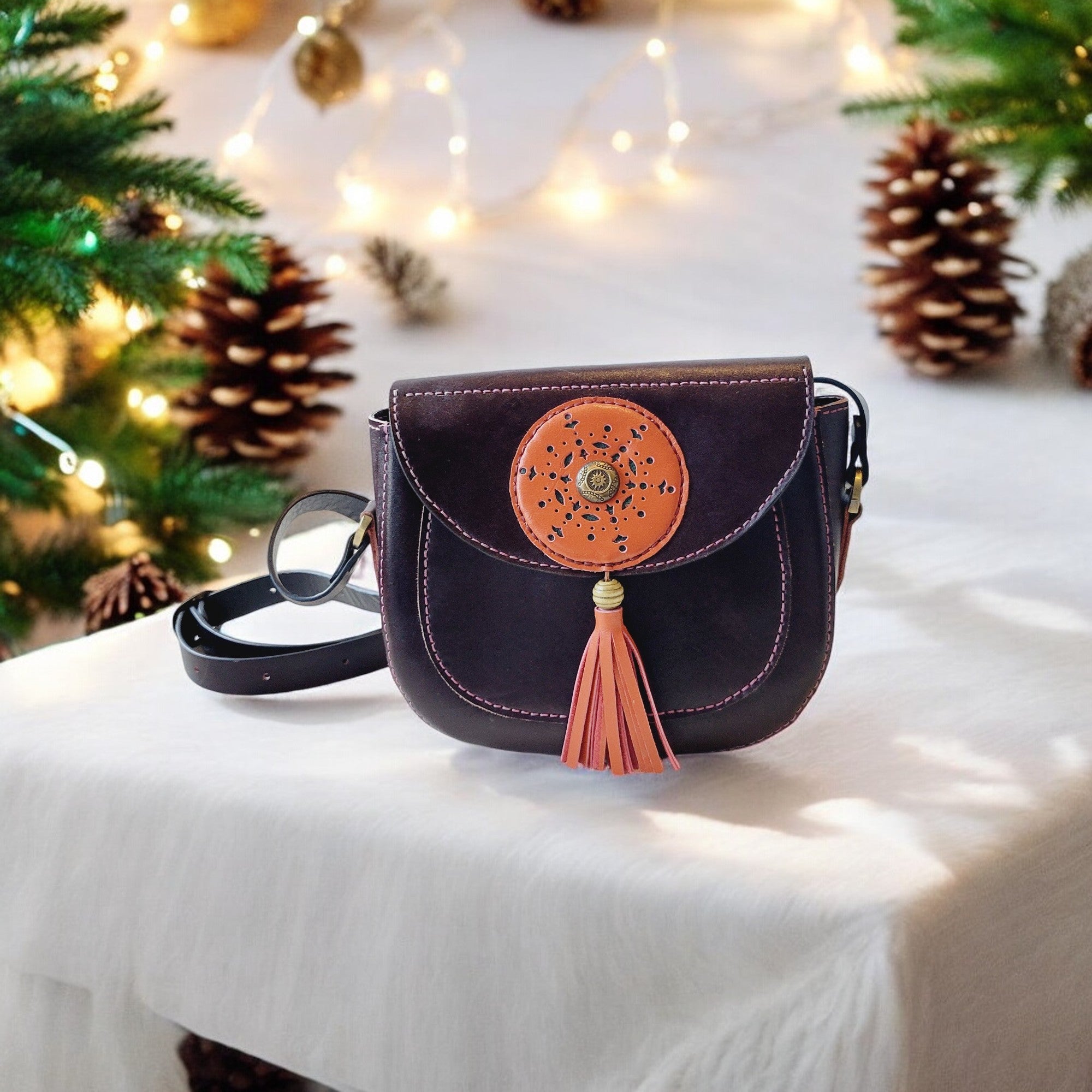 Leather Shoulder Bag | Elegant Carry | C1