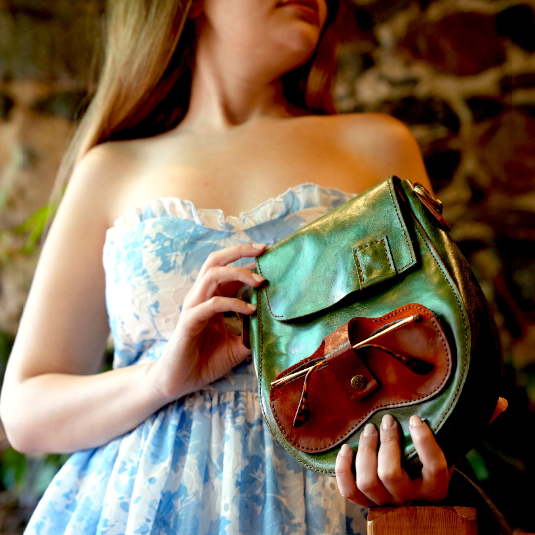 Olive and honey handmade leather bag with built-in glasses holder — HagorArts Claret C2